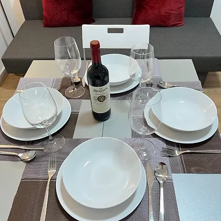 New Camp Nou Apartment/diret Airport,beautiful Apartment *