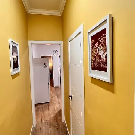 New Camp Nou Apartment/diret Airport,beautiful Apartament *